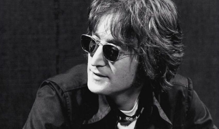 You are currently viewing John Lennon – wybrane cytaty